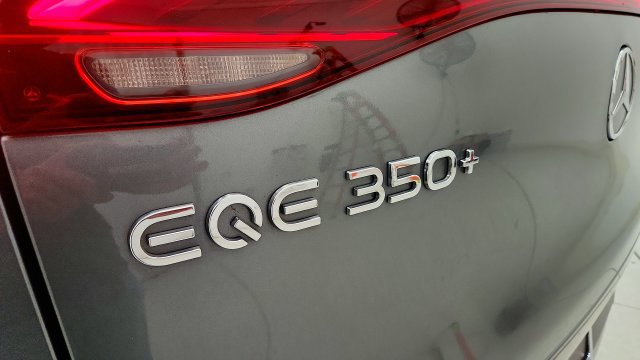 Used 2023 Mercedes-Benz EQE 350+ SUV w/ Exclusive Trim Package image 36