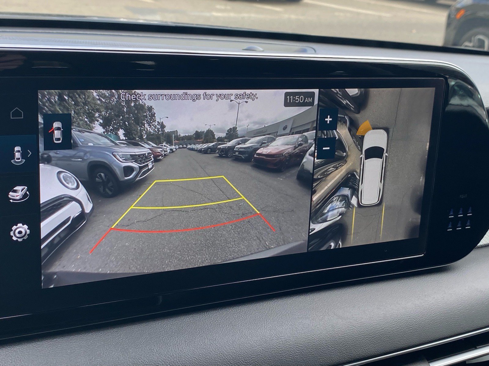 Used 2024 Hyundai Palisade SEL FWD image 15