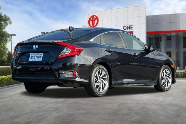 Used 2018 Honda Civic EX image 4