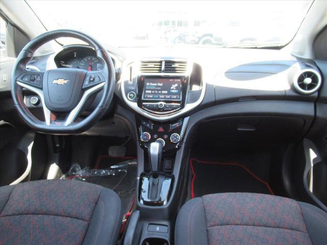 Used 2017 Chevrolet Sonic LT w/ Fun and Sun Package FWD image 12