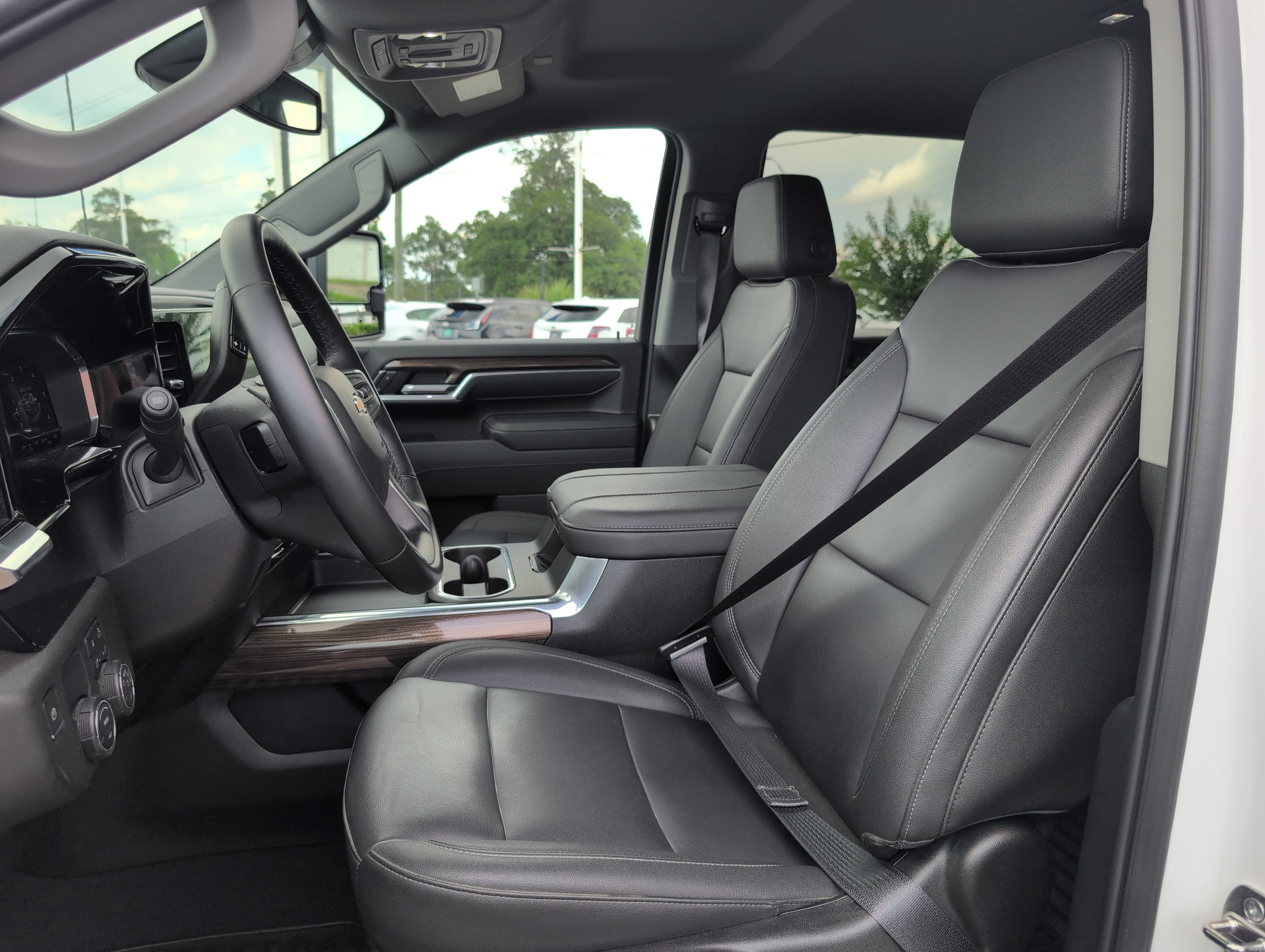 Used 2024 Chevrolet Silverado 3500 LT w/ All Star Edition RWD image 13