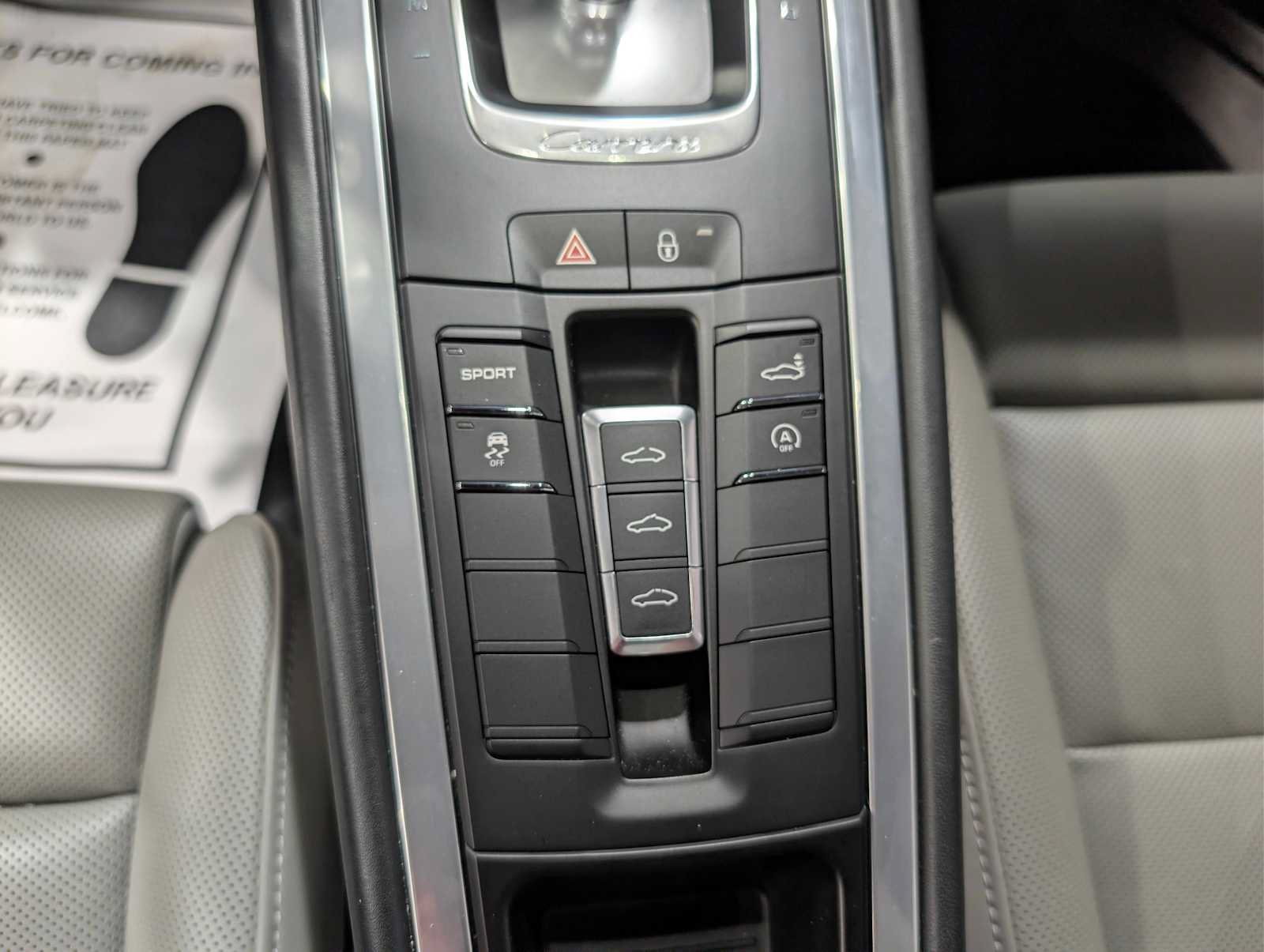 Used 2012 Porsche 911 Carrera RWD image 18