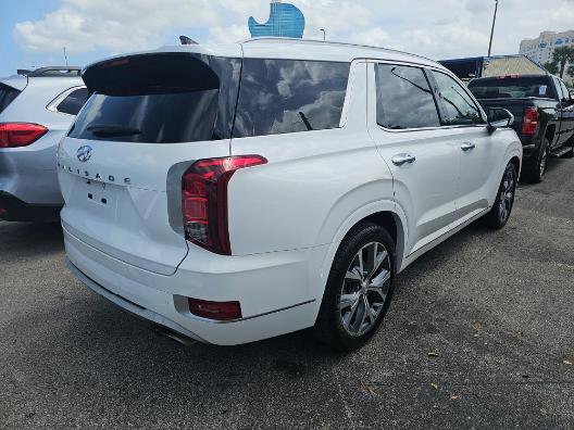 Used 2021 Hyundai Palisade Limited FWD image 3