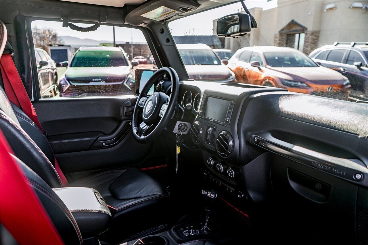 Used 2017 Jeep Wrangler Unlimited Rubicon image 39