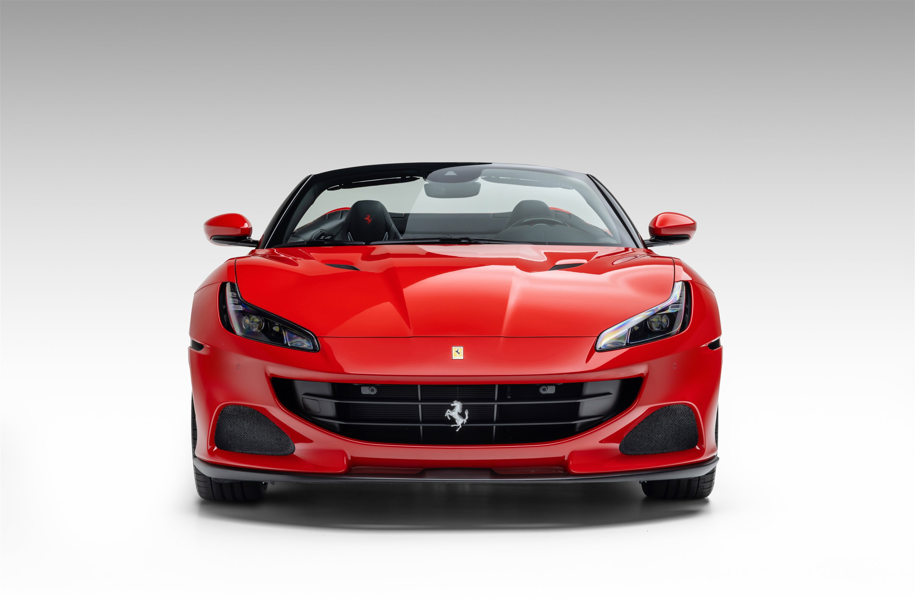 Certified 2022 Ferrari Portofino M RWD image 2