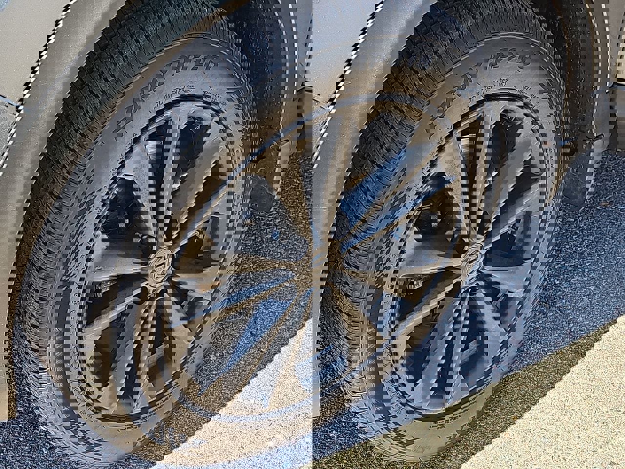 Used 2018 Nissan Rogue Sport SV w/ SV Technology Package image 20