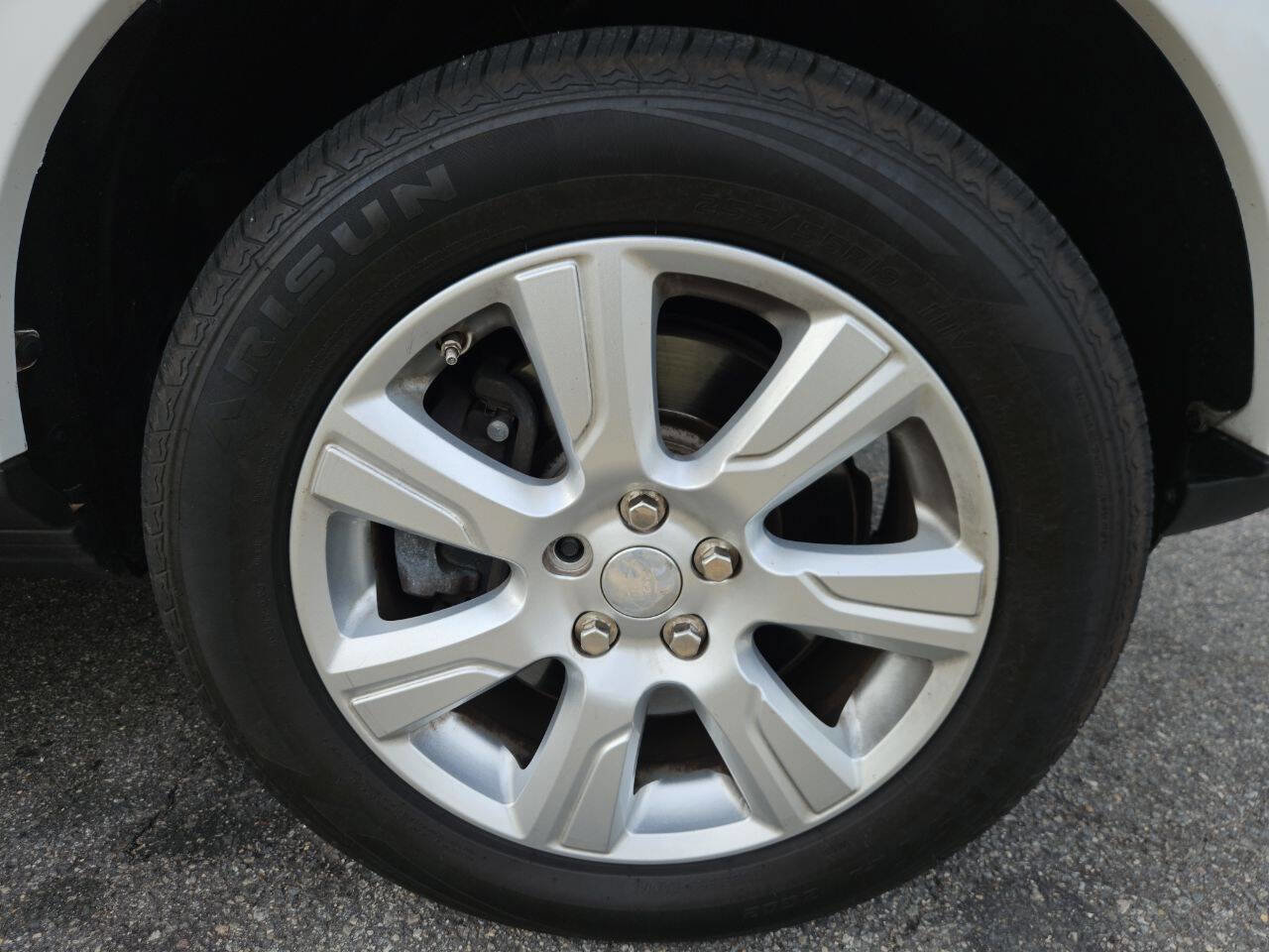 Used 2016 Land Rover LR4 HSE Silver Edition AWD/4WD image 31