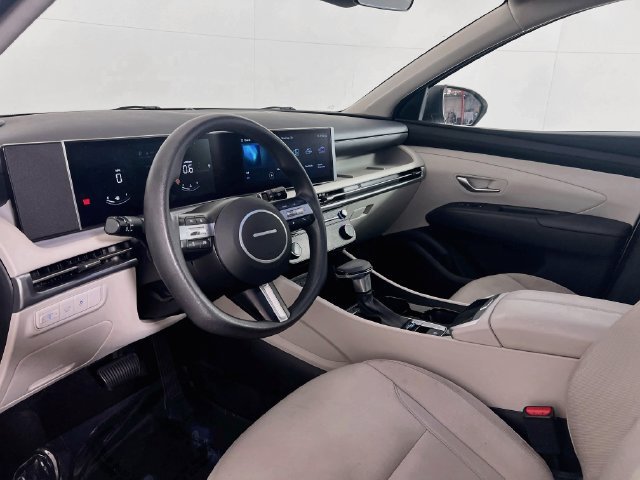 Used 2025 Hyundai Tucson SEL FWD image 10