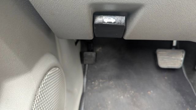 Used 2008 Chevrolet Colorado LS image 23