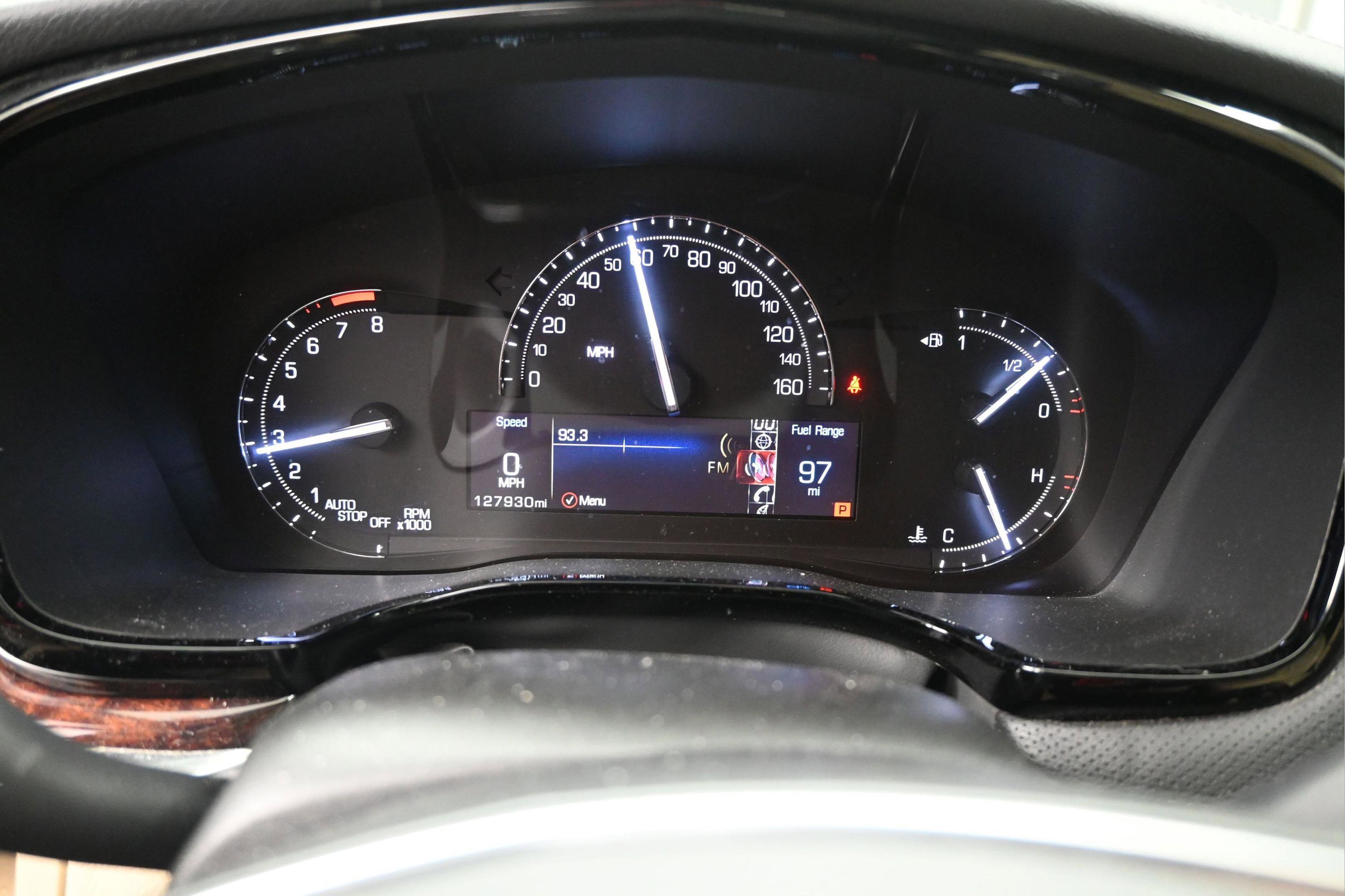 Used 2018 Cadillac XT5 Luxury w/ Driver Awareness Package FWD image 25