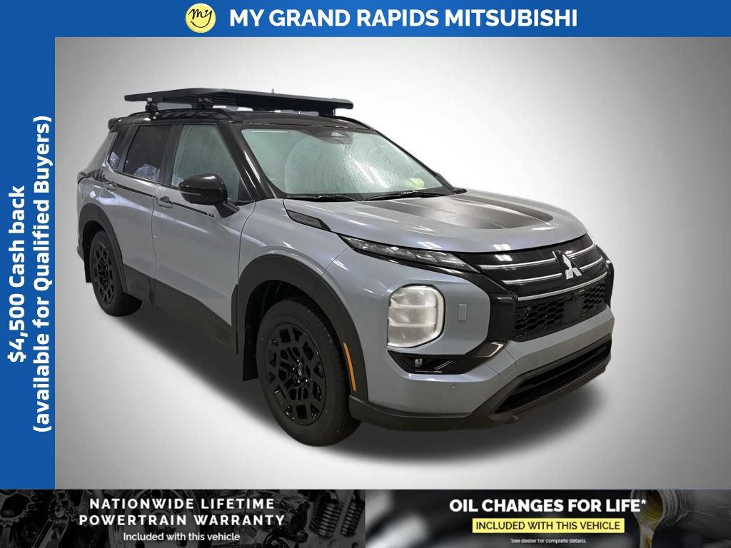 New 2026 Mitsubishi Outlander AWD image 1