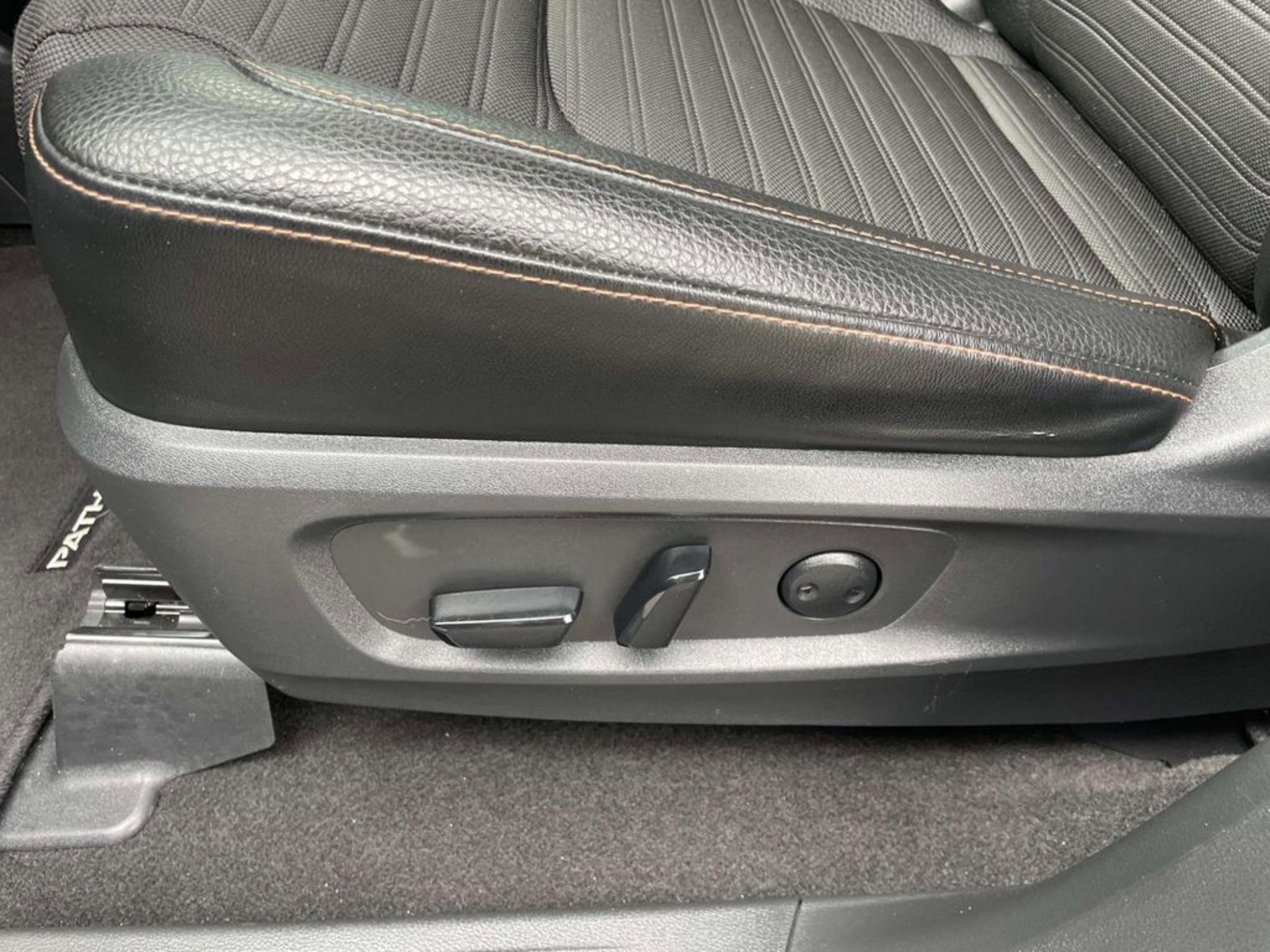 Used 2023 Nissan Pathfinder Rock Creek image 24