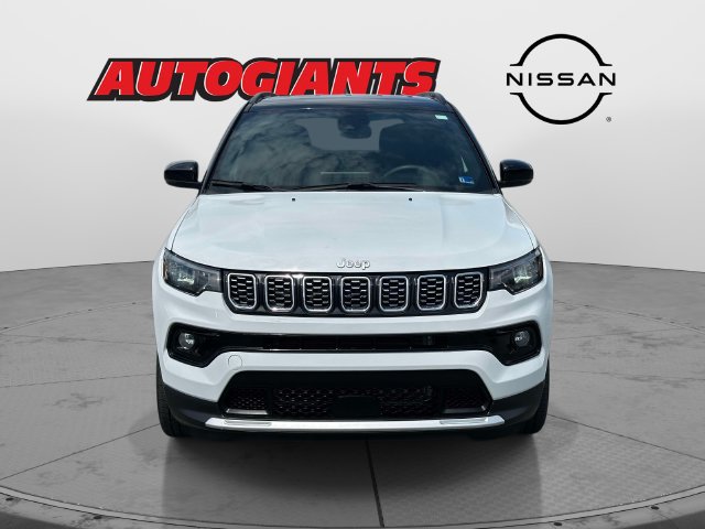 Used 2025 Jeep Compass Limited AWD/4WD image 9