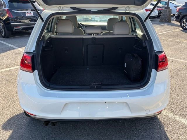 Used 2015 Volkswagen Golf TDI SE image 7