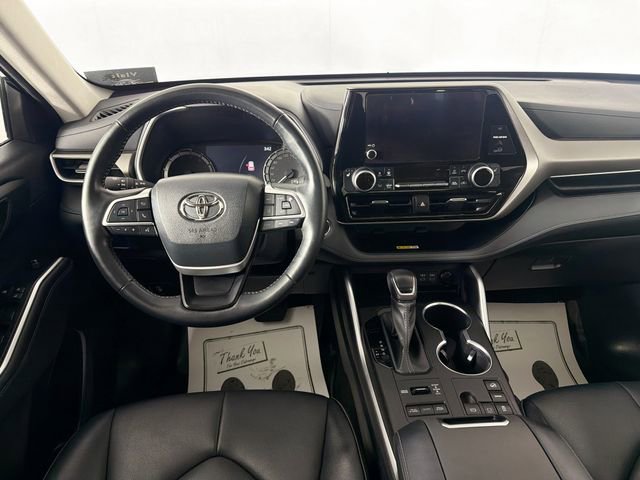 Used 2023 Toyota Highlander L image 21
