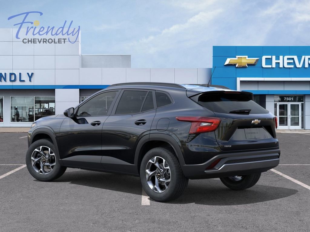 New 2026 Chevrolet Trax LT w/ LT Convenience Package FWD image 3