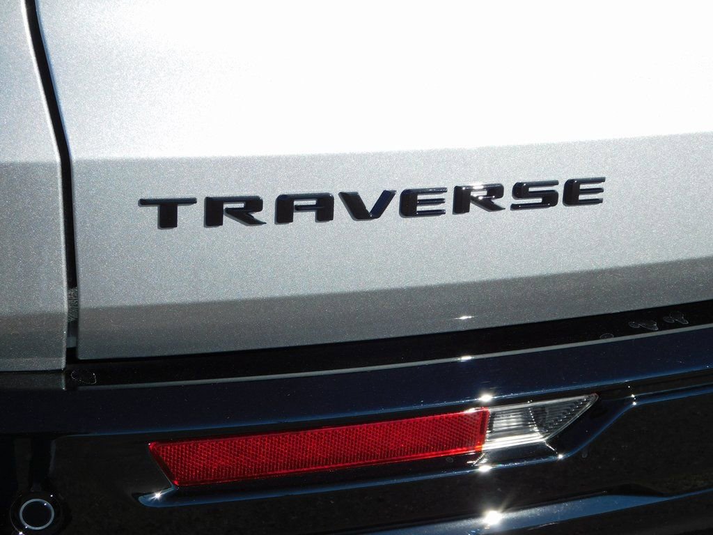 New 2026 Chevrolet Traverse RS w/ LPO, Floor Liner Package image 44