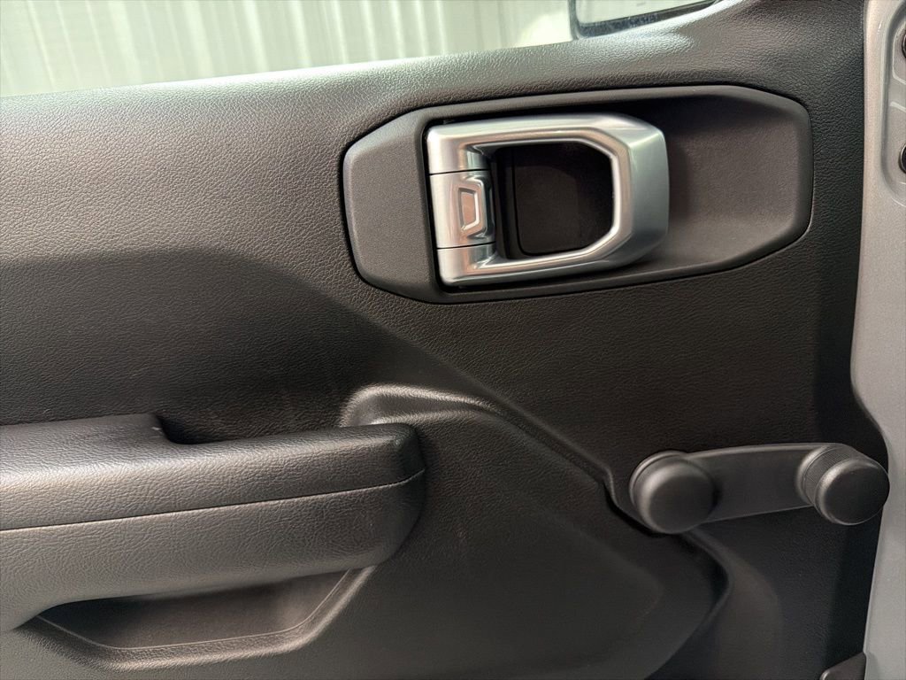 Used 2024 Jeep Wrangler Sport image 11