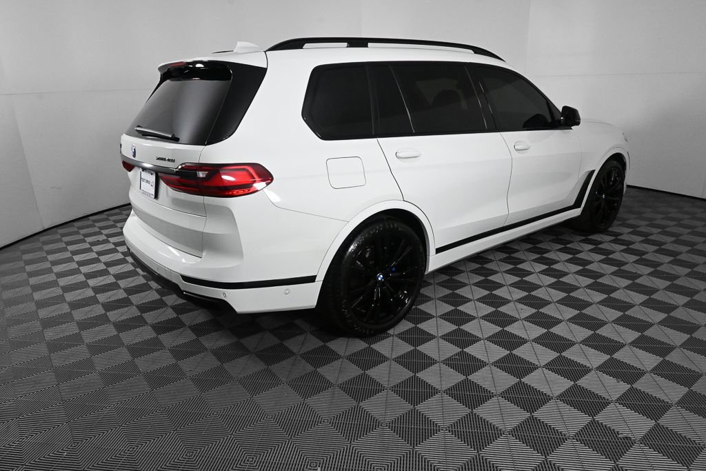 Used 2022 BMW X7 xDrive40i w/ Premium Package image 25