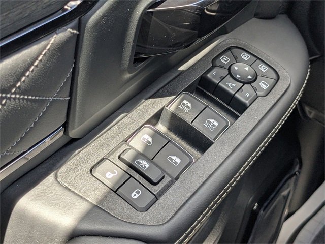 New 2025 RAM 2500 Limited image 25