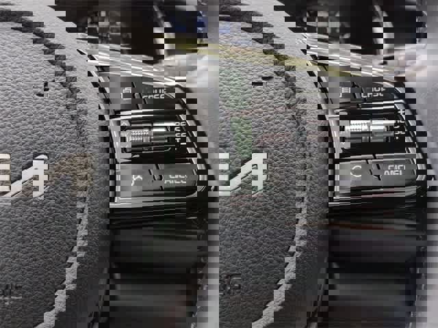 Used 2023 Kia Seltos S image 25