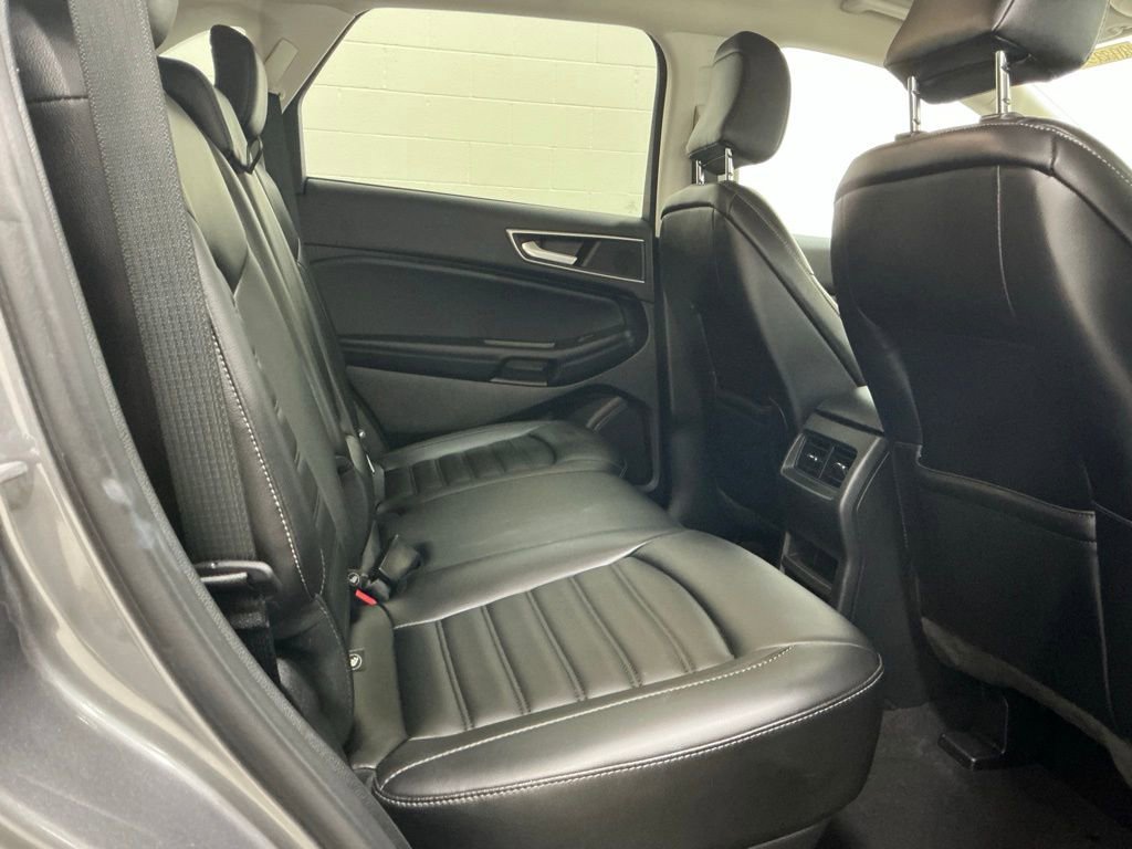 Used 2023 Ford Edge SEL image 25