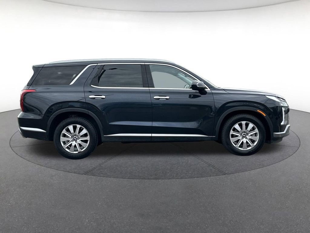 Used 2024 Hyundai Palisade SEL FWD image 7