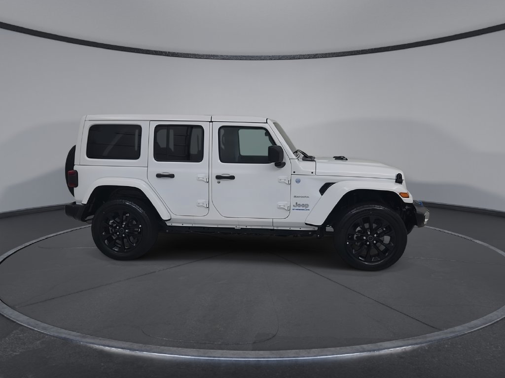 Certified 2024 Jeep Wrangler Unlimited Sahara AWD/4WD image 18