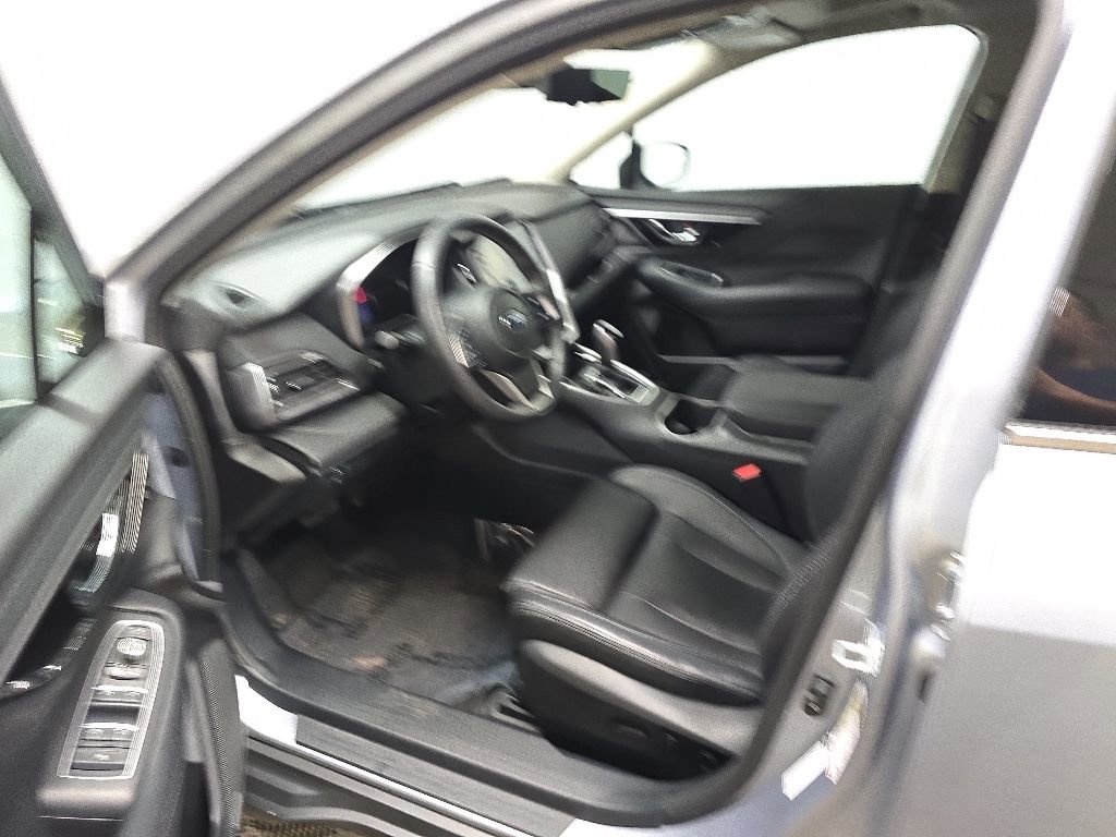 Used 2023 Subaru Outback Touring XT AWD/4WD image 29
