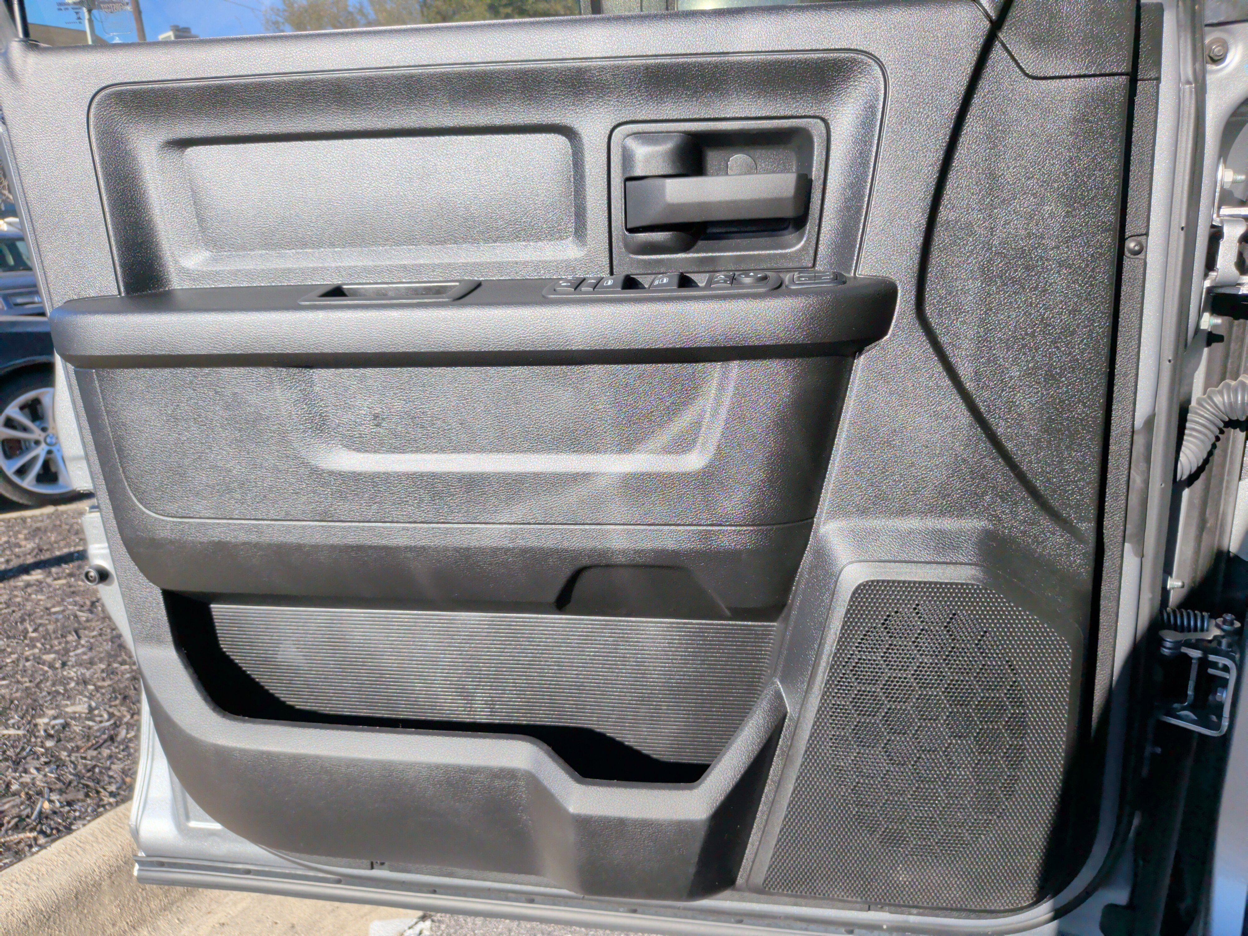 Used 2024 RAM 3500 Tradesman w/ Chrome Appearance Group image 28