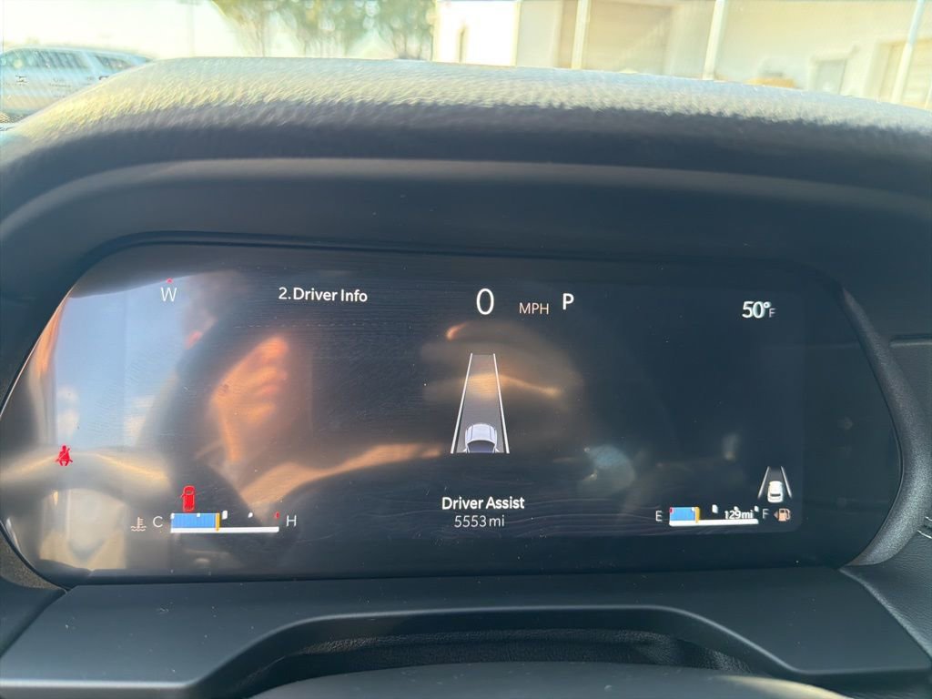 Used 2025 Jeep Grand Cherokee Laredo image 18