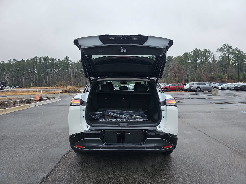 New 2026 Nissan Murano Platinum w/ Cargo Package AWD/4WD image 17