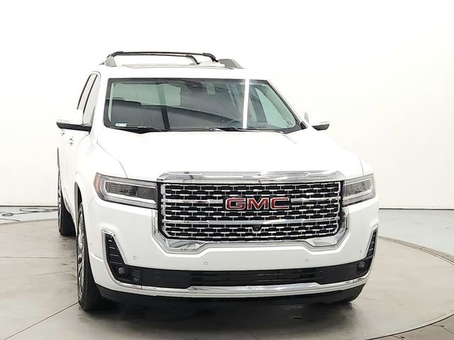 Used 2023 GMC Acadia Denali image 2