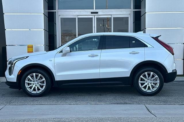 Certified 2023 Cadillac XT4 Luxury w/ Cold Weather Package FWD image 7
