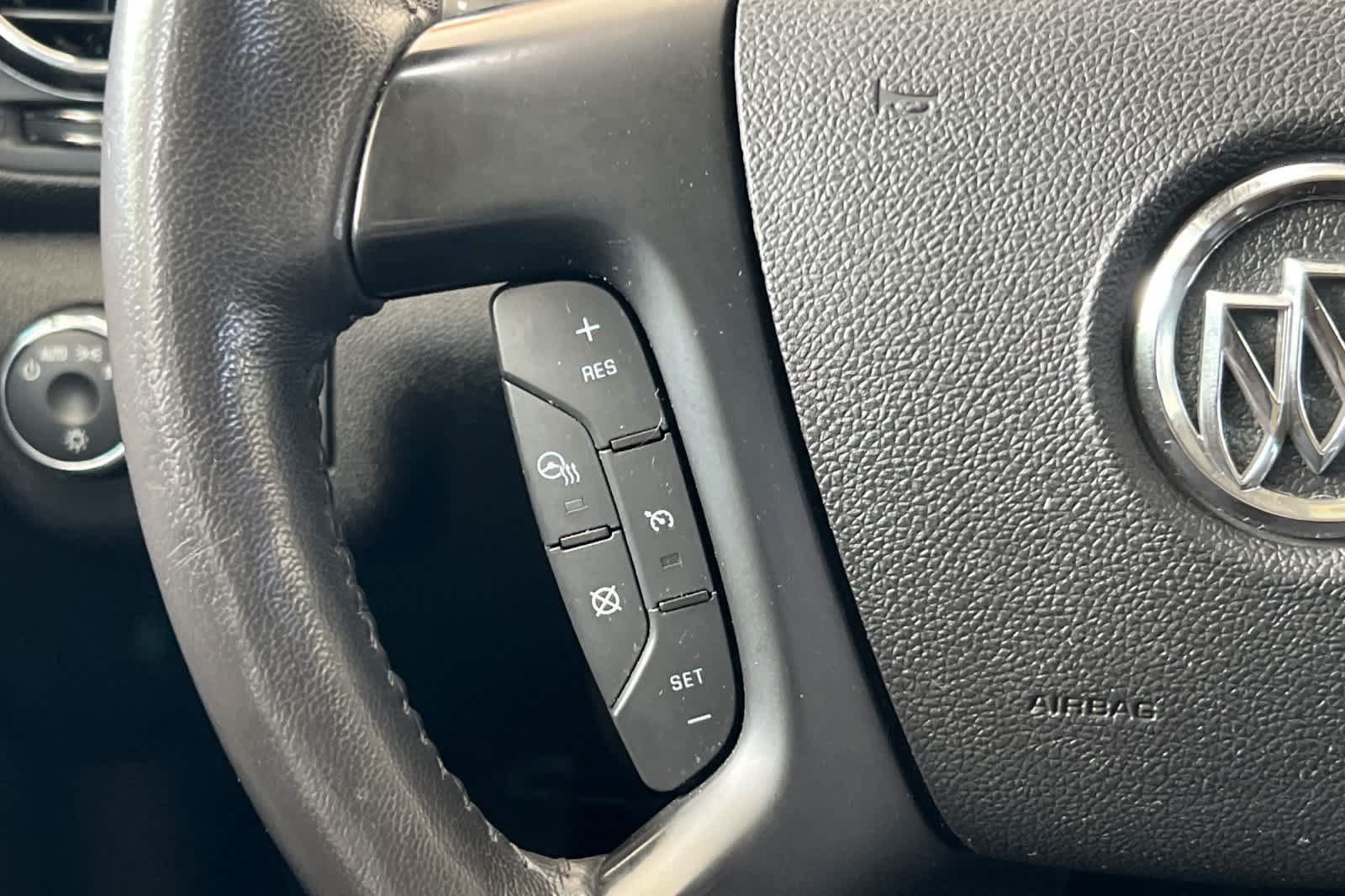 Used 2015 Buick Enclave Leather AWD/4WD image 26