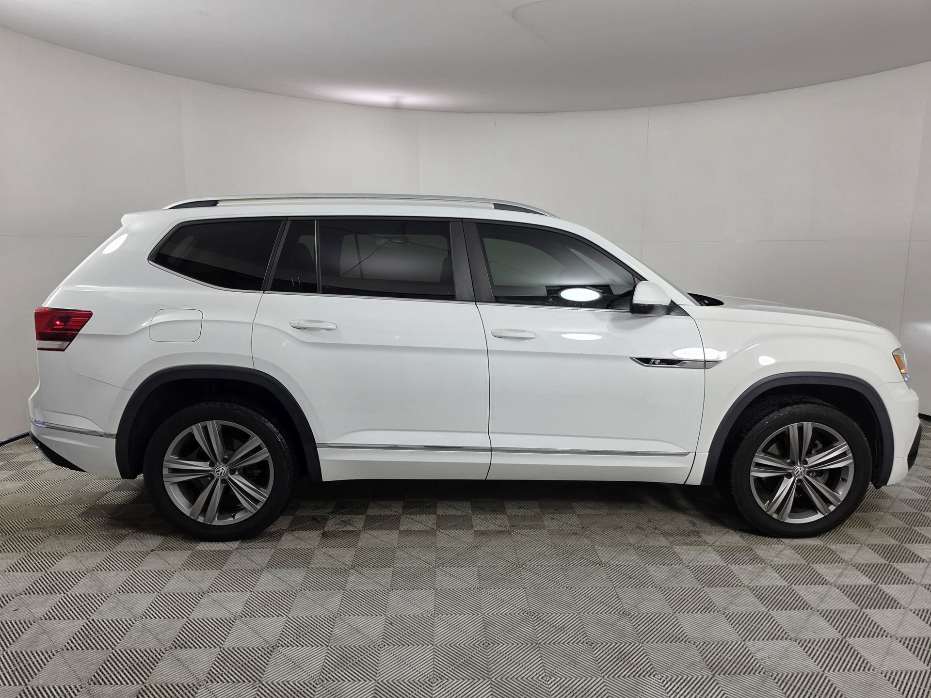 Used 2019 Volkswagen Atlas SE FWD image 8