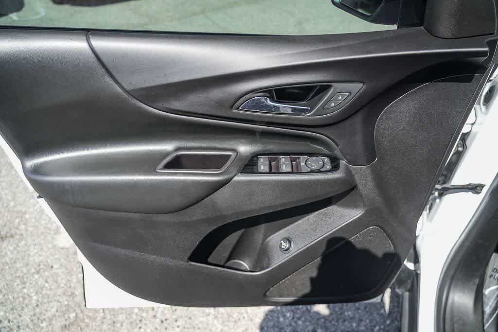 Used 2021 Chevrolet Equinox LT FWD image 20