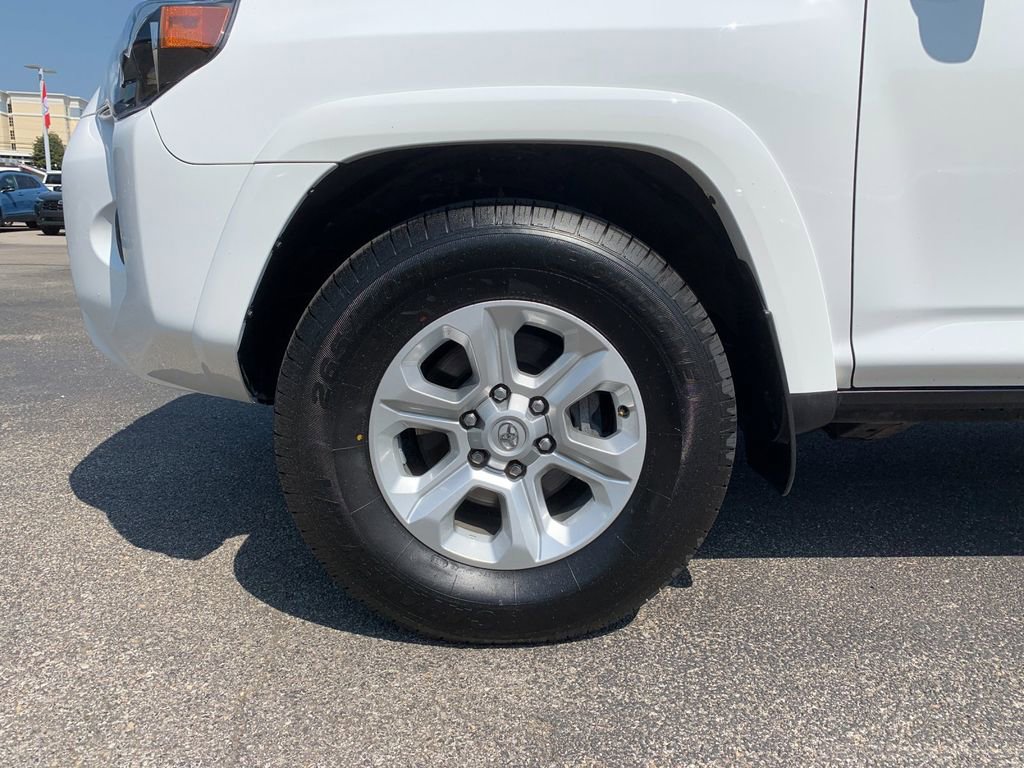 Used 2023 Toyota 4Runner SR5 Premium w/ Moonroof Package RWD image 35