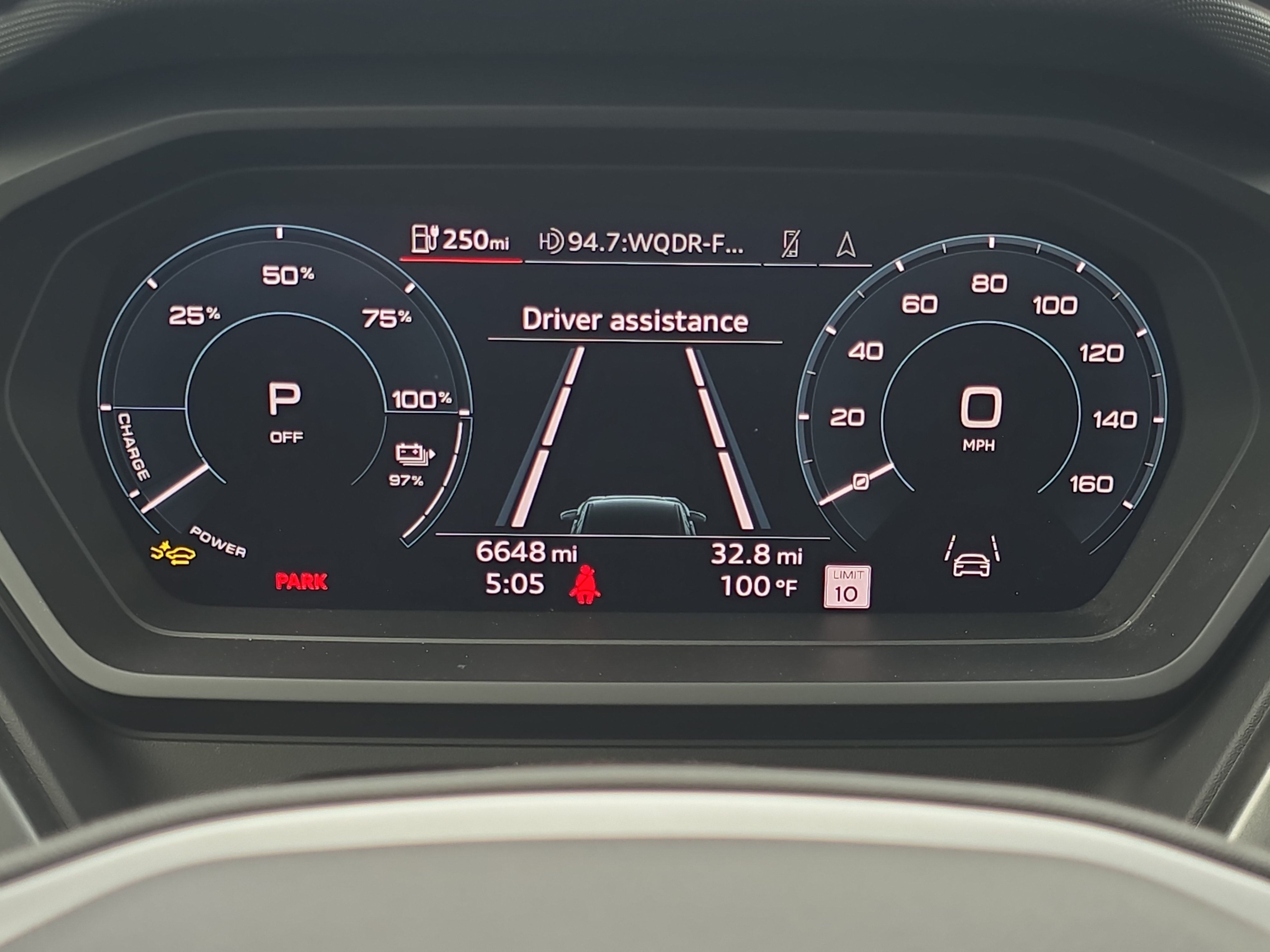 Used 2025 Audi Q4 e-tron Prestige AWD/4WD image 19
