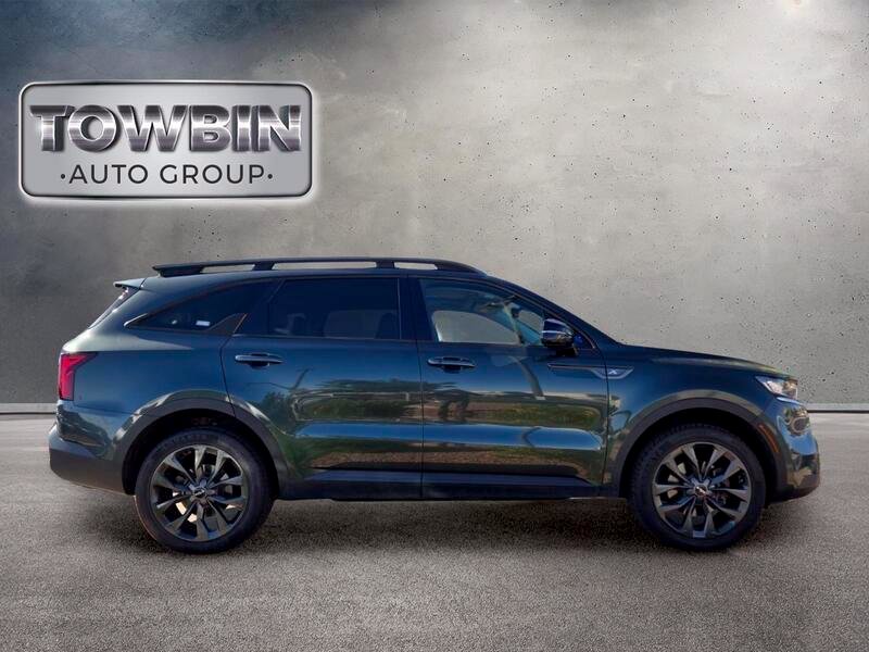 Used 2022 Kia Sorento X-Line EX AWD/4WD image 3