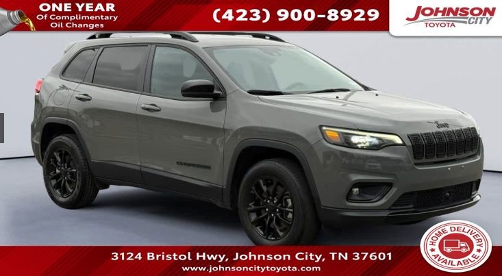 Used 2023 Jeep Cherokee Altitude Lux
