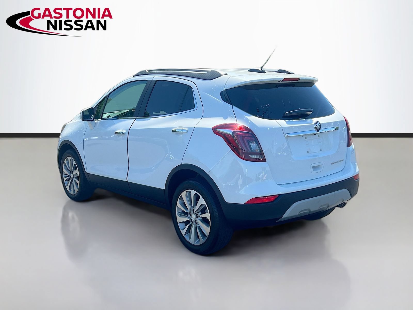Used 2020 Buick Encore Preferred FWD image 6