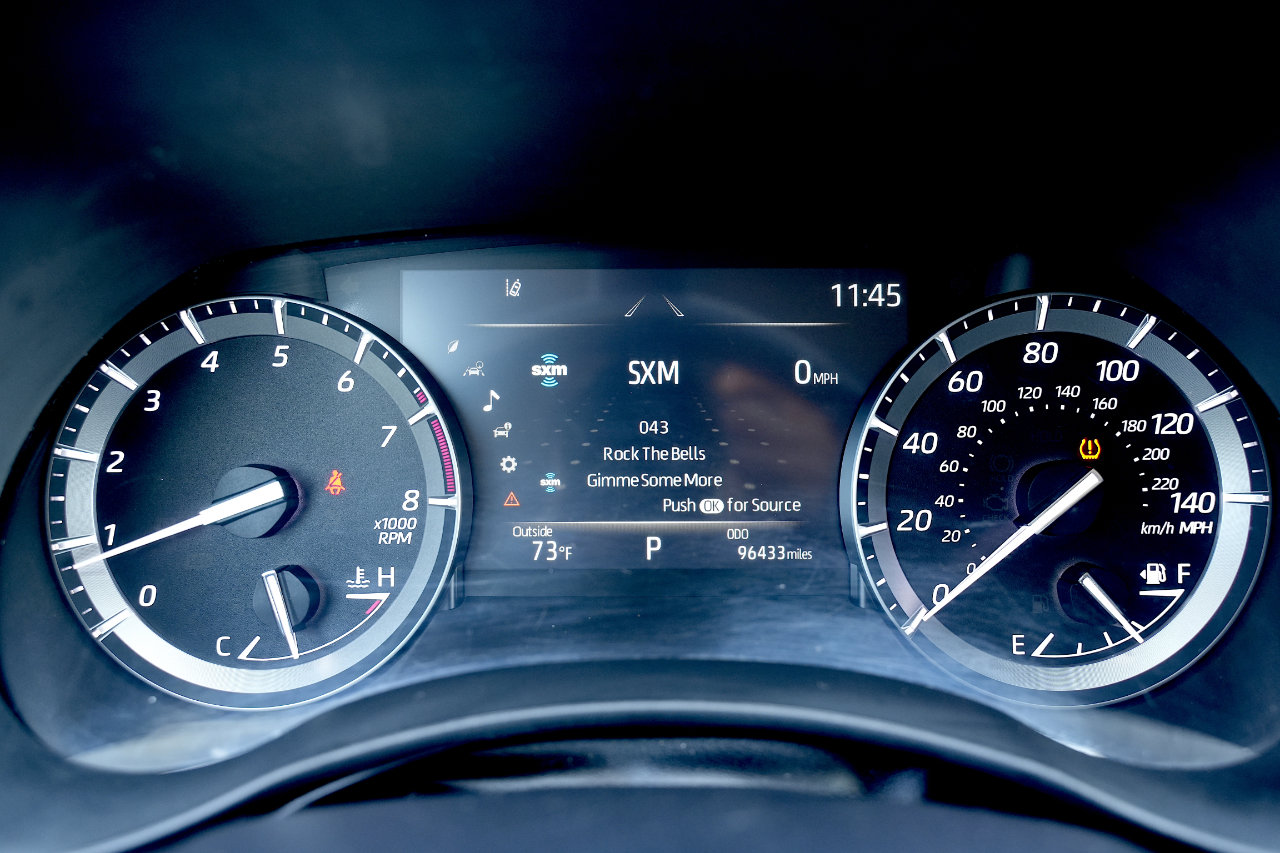 Used 2020 Toyota Highlander XLE image 35