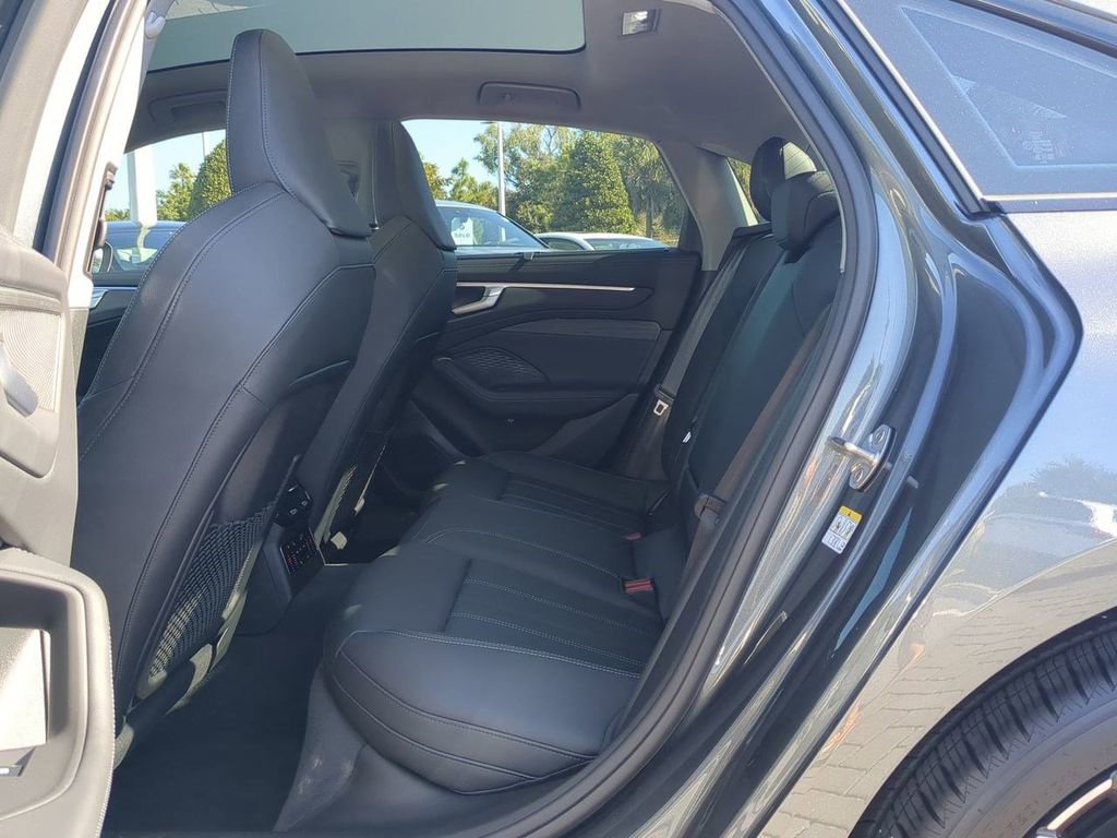 Used 2026 Audi A6 Premium Plus w/ Premium Plus Package image 15