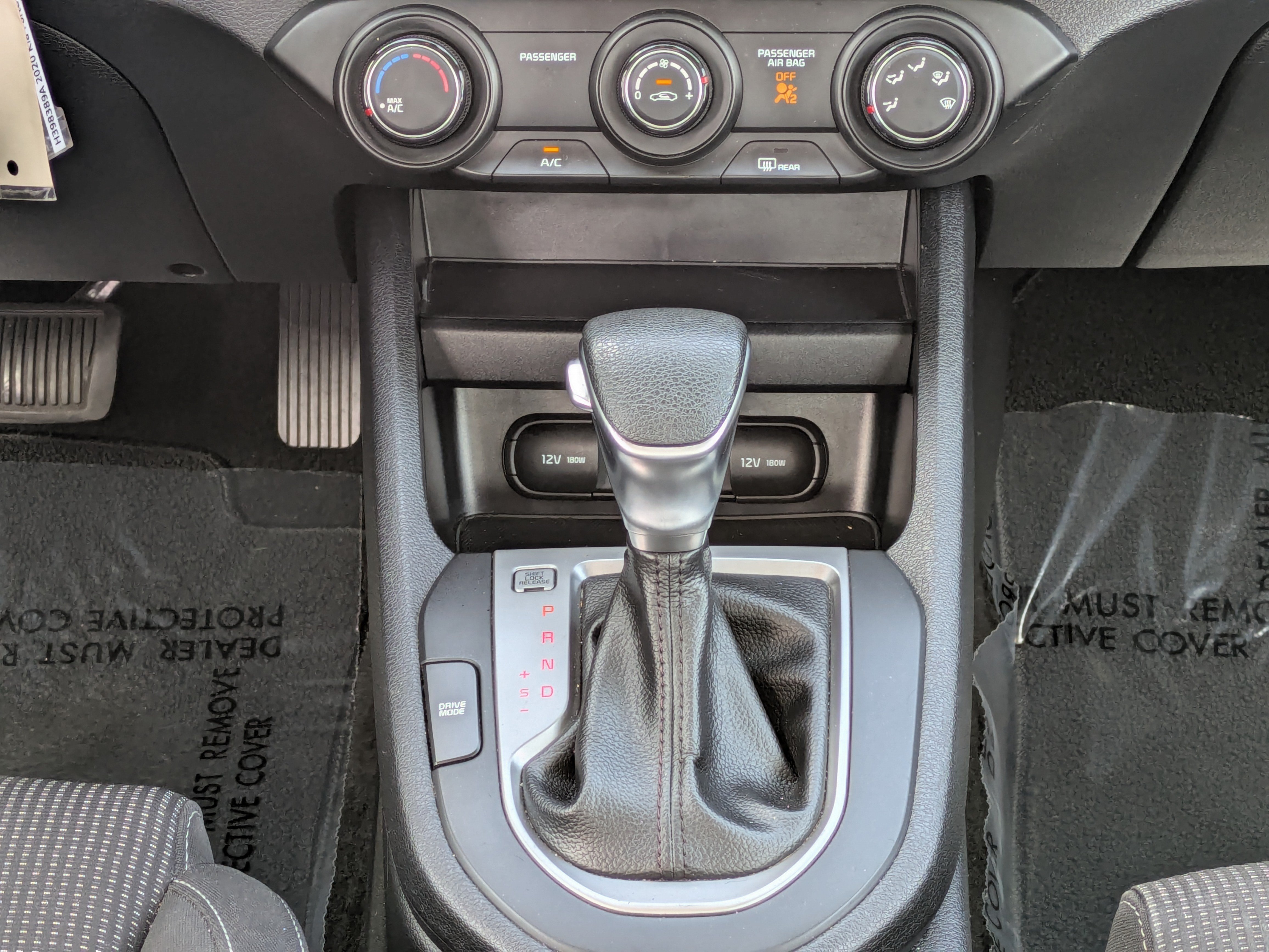 Used 2020 Kia Forte LXS FWD image 17
