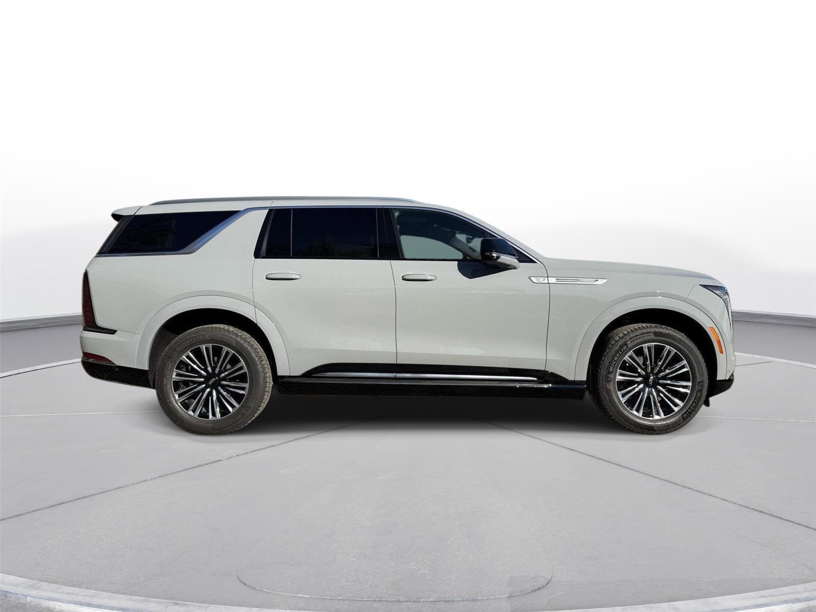 New 2026 Cadillac Escalade IQL Luxury image 4