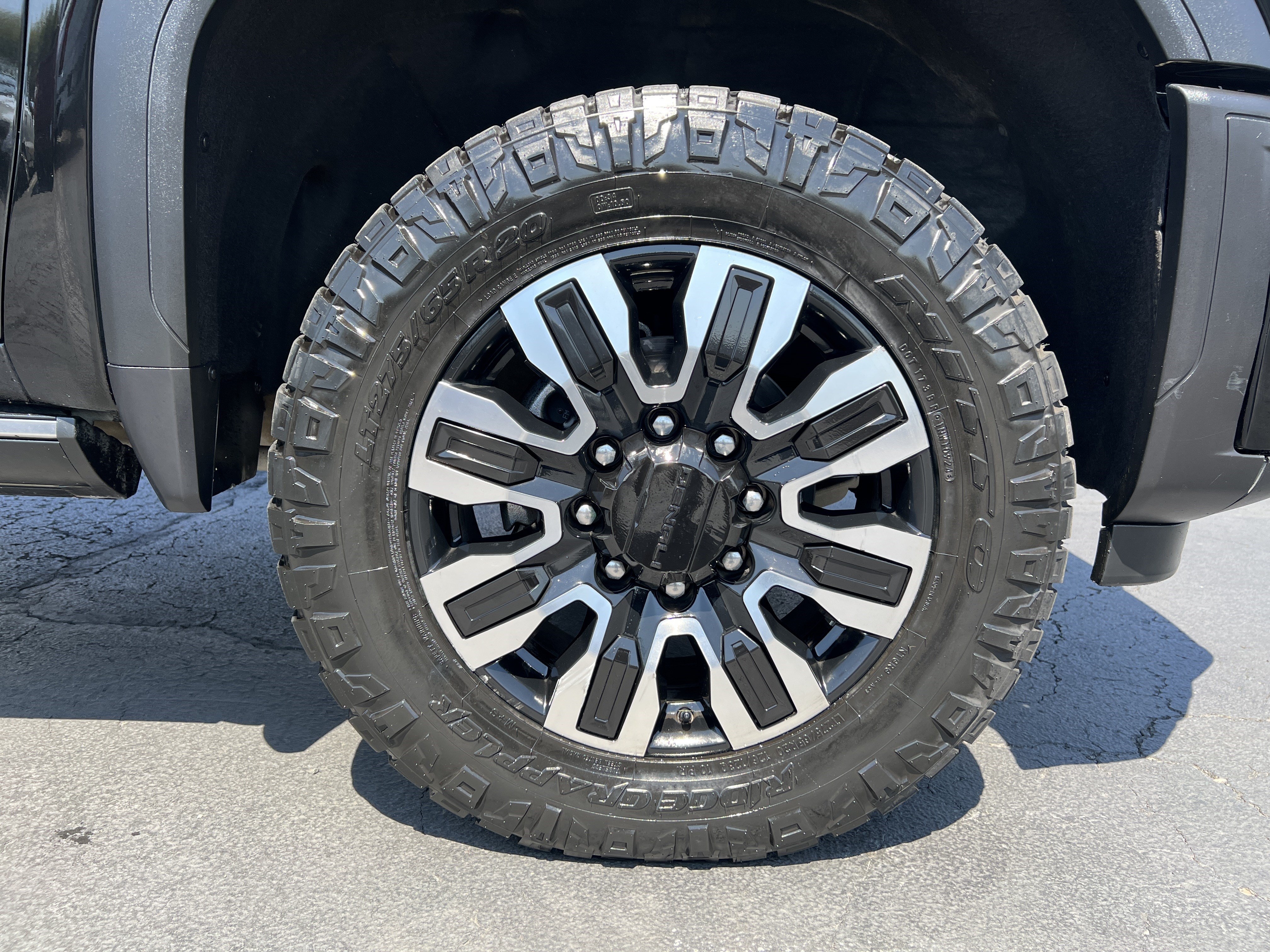 Used 2024 GMC Sierra 2500 Denali Ultimate w/ Max Trailering Package AWD/4WD image 11