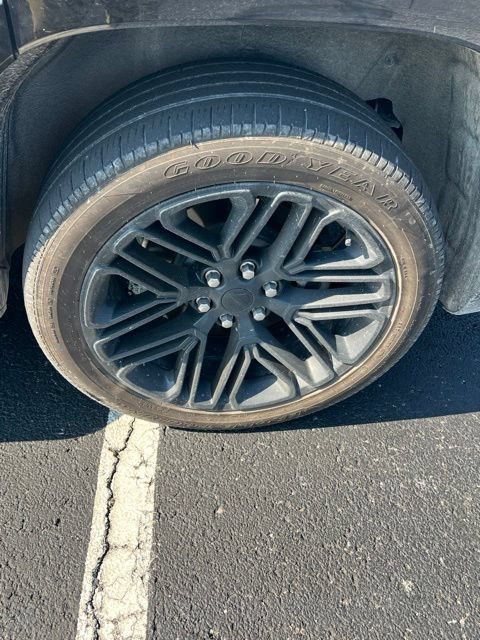 Used 2023 Jeep Wagoneer Series II w/ Convenience Group I AWD/4WD image 13