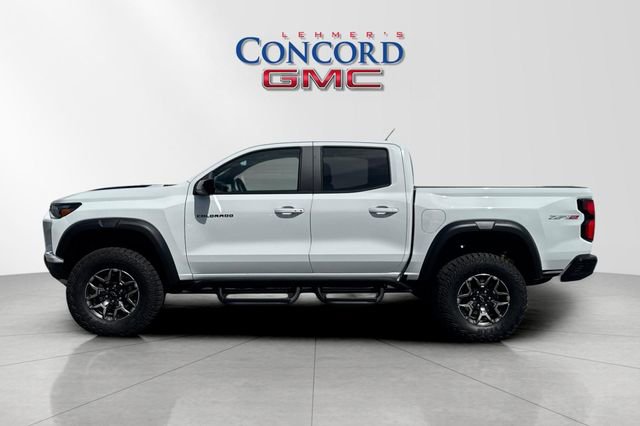 Used 2025 Chevrolet Colorado ZR2 w/ Technology Package image 7