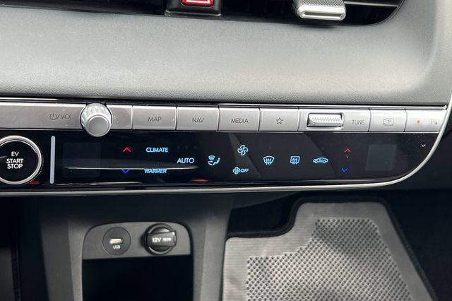 Certified 2024 Hyundai Ioniq 5 SEL RWD image 27